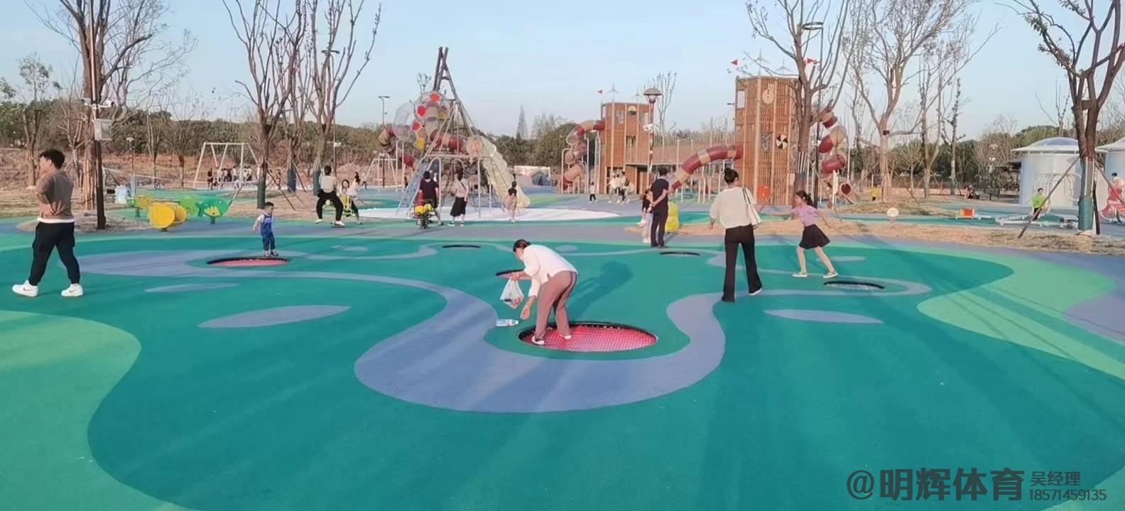 日喀则公园跑道是用什么材料做成的